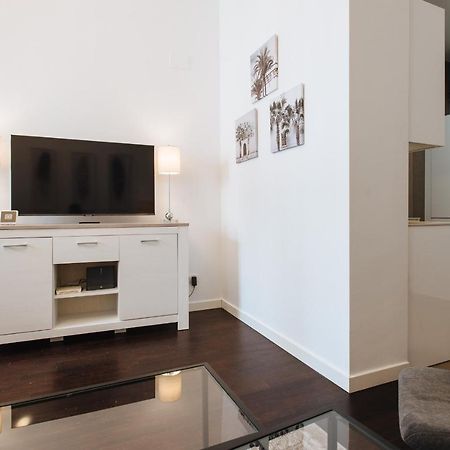 Apartamento Puerta Real - Free Parking セビリア エクステリア 写真