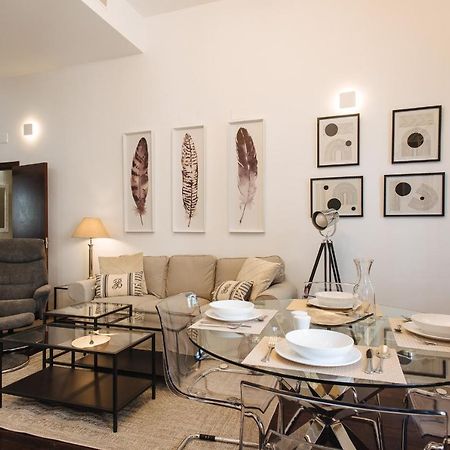 Apartamento Puerta Real - Free Parking セビリア エクステリア 写真
